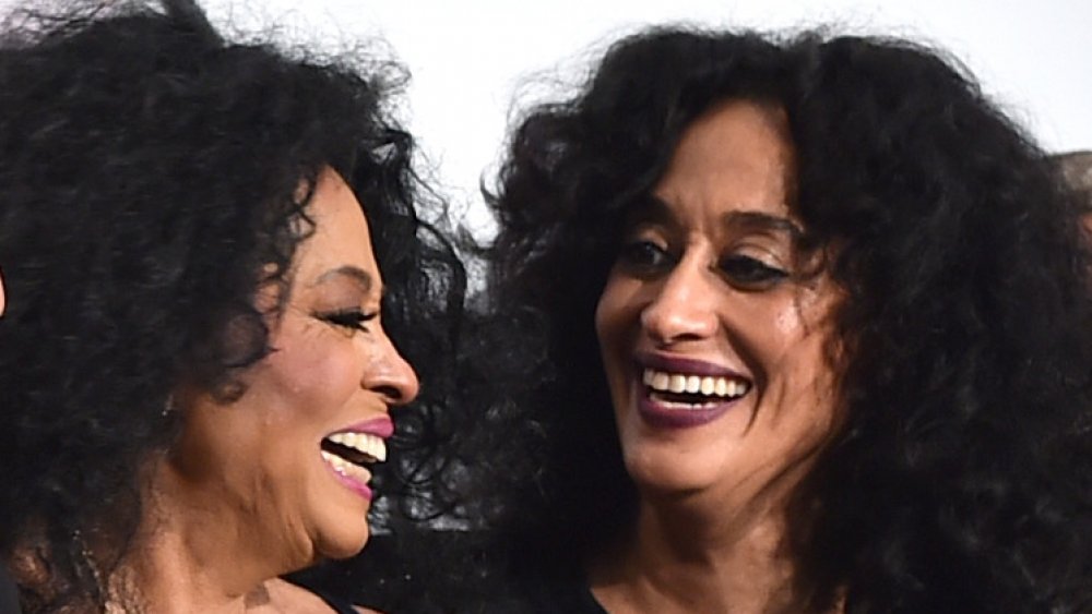 Diana Ross e Tracee Ellis Ross ridendo insieme