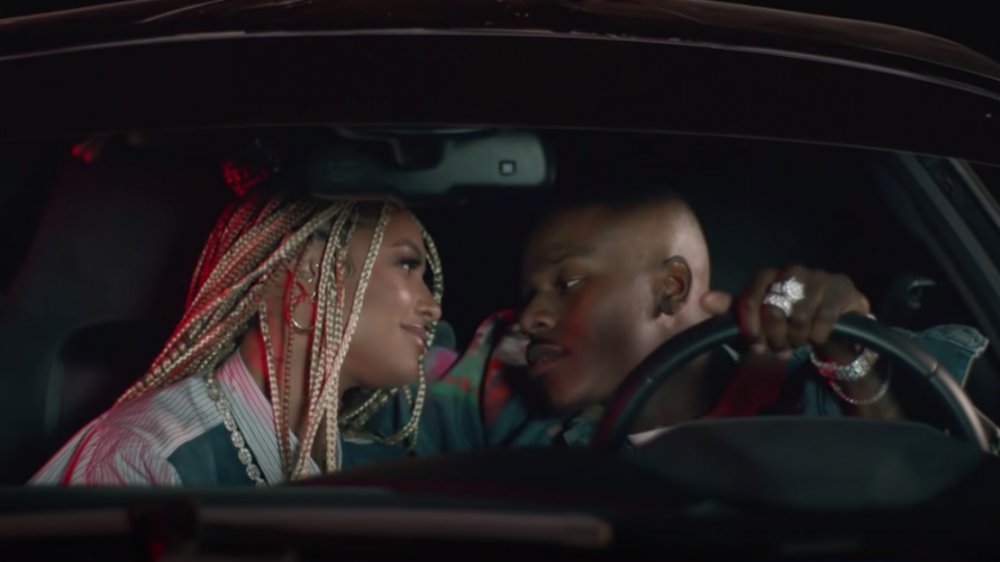 DaniLeigh e DaBaby in "Levi High"