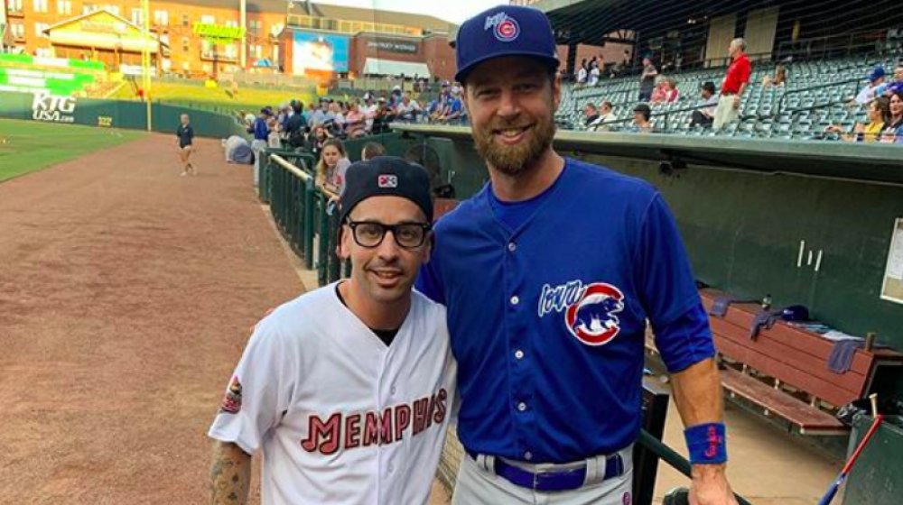 Chauncey Leopardi e Ben zobrist su un campo da baseball