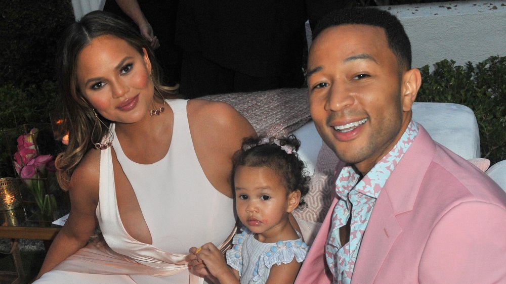 Chrissy Teigen e John Legend con la loro figlia