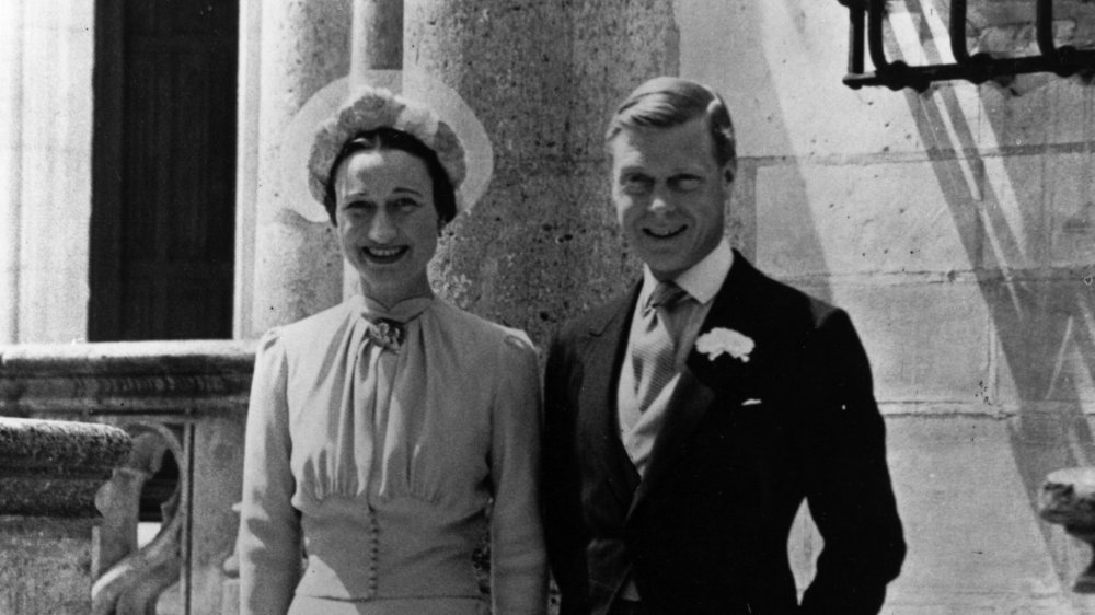 Wallis Simson e il duca di Windsor il giorno del loro matrimonio nel 1937