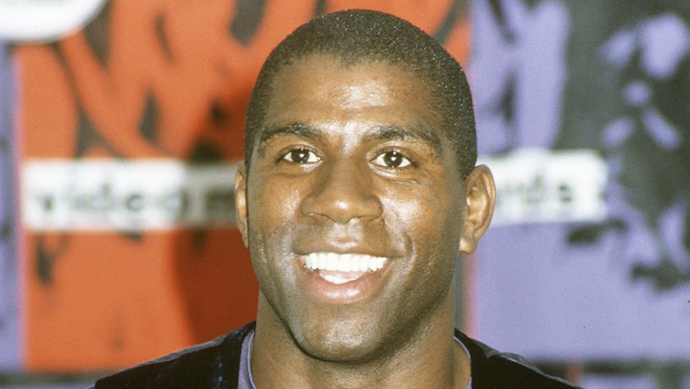 Giovane Magic Johnson sorridente