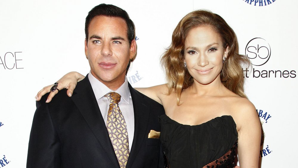 Scott Barnes e Jennifer Lopez alla sua festa di lancio del libro About Face 