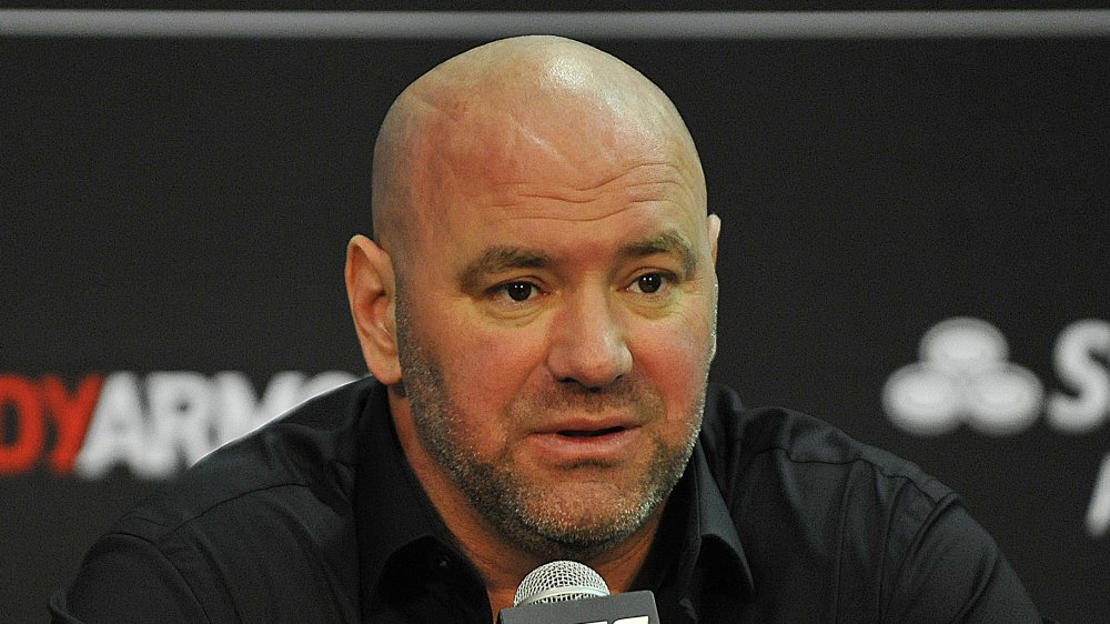 Dana White alla conferenza stampa post-partita dopo l'evento UFC 236 nel 2019