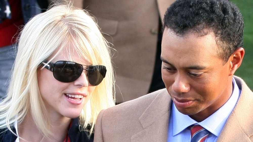 Elin Nordegren e Tiger Woods fianco a fianco