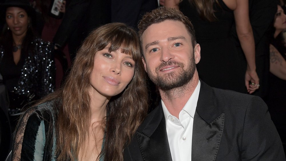 Jessica Biel and Justin Timberlake, seated