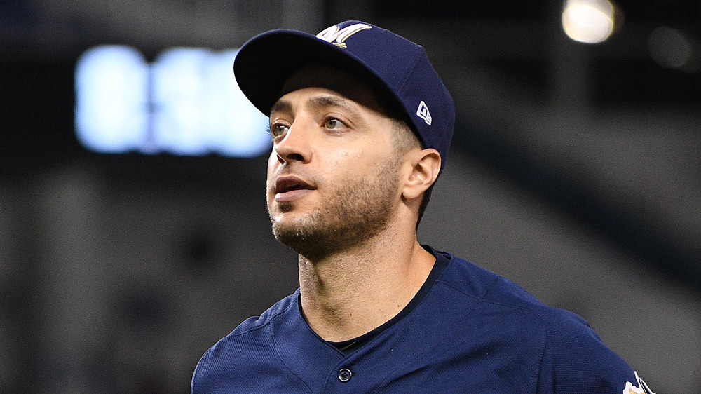 Ryan Braun della MLB sembra intenso mentre gioca