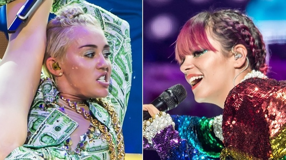 Miley Cyrus (a sinistra) e Lily Allen (a destra) si esibiscono nel tour di Bangerz