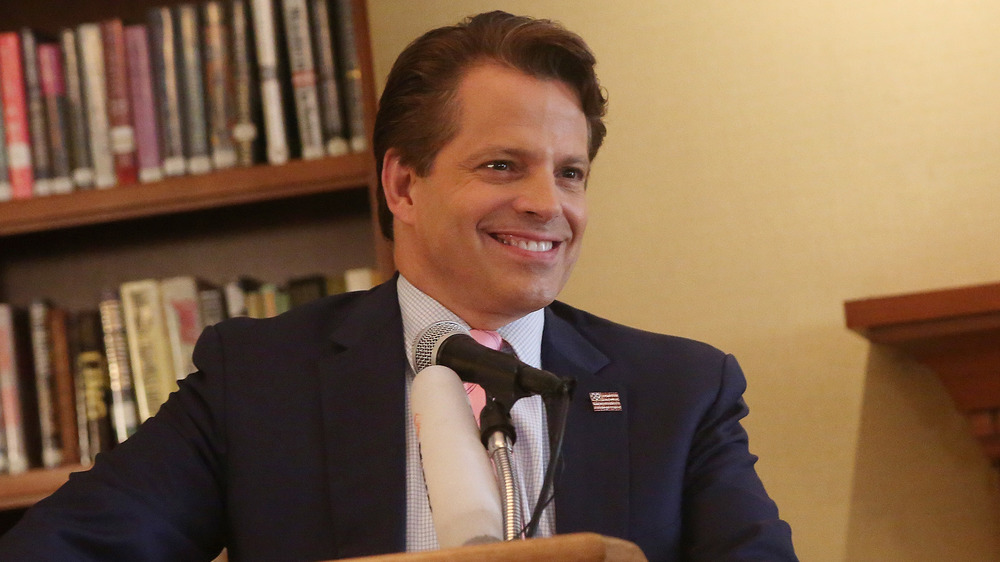 Anthony Scaramucci interviene in conferenza stampa