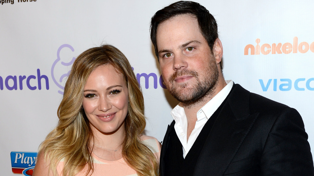 Hilary Duff e Mike Comrie posano insieme