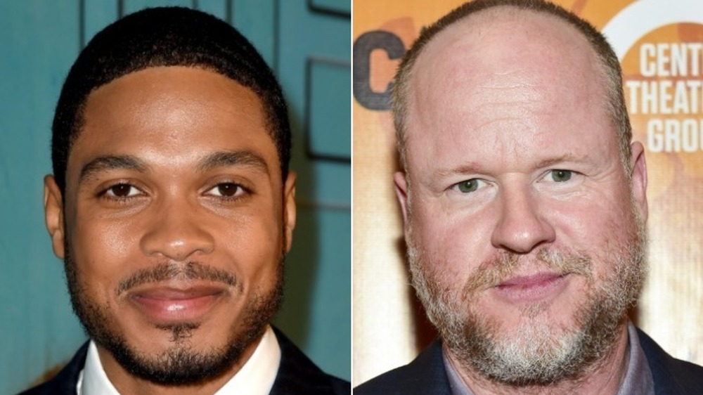 Ray Fisher sorride (a sinistra), Joss Whedon sorride (a destra)