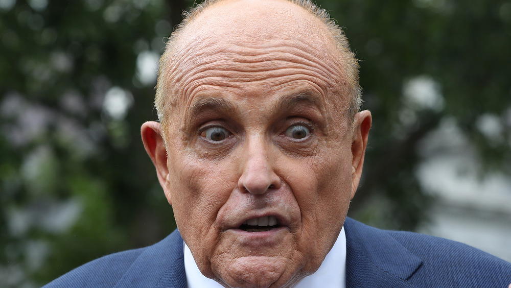 Rudy Giuliani parla ai giornalisti luglio 2020