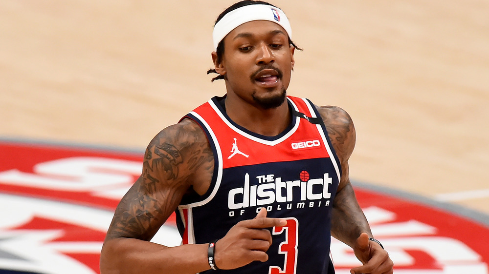 Bradley Beal in esecuzione sul campo