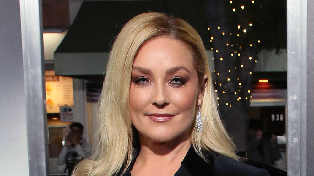 Elisabeth Rohm sorride 