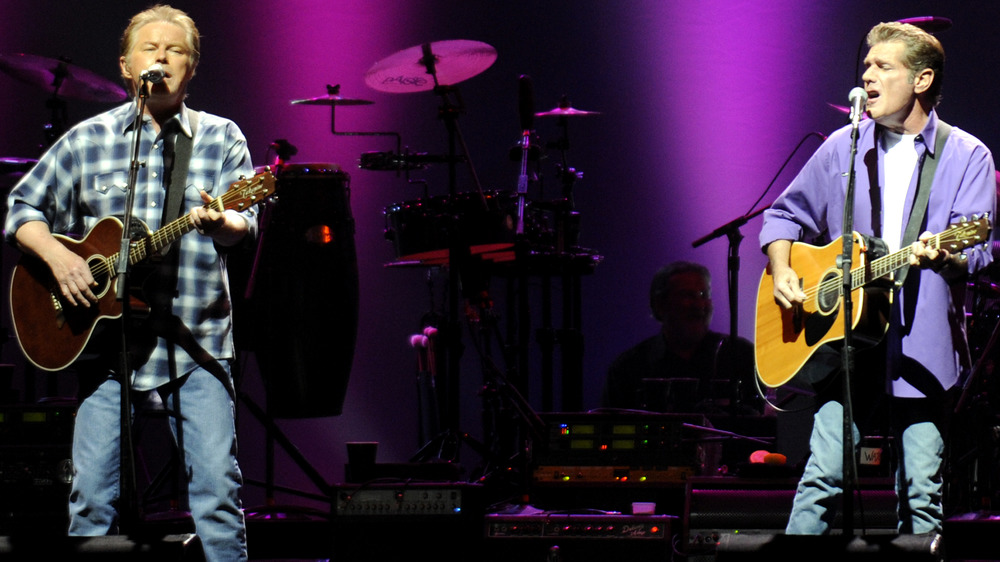 Don Felder e Glenn Frey giocano insieme