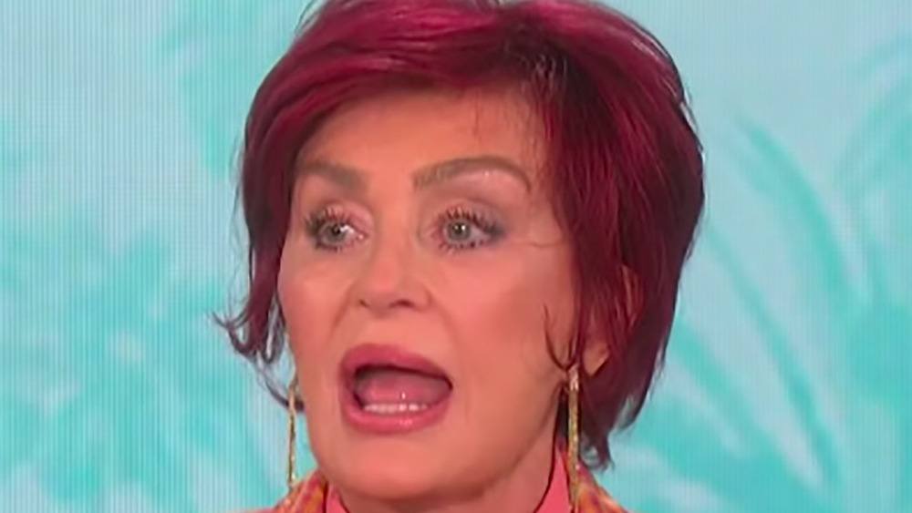 Sharon Osbourne si arrabbia in The Talk 