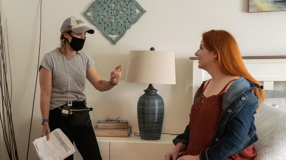 Ashley Williams dirige Diane Neal sul set di Circle of Deception