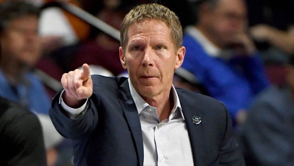 Mark Few punta il dito