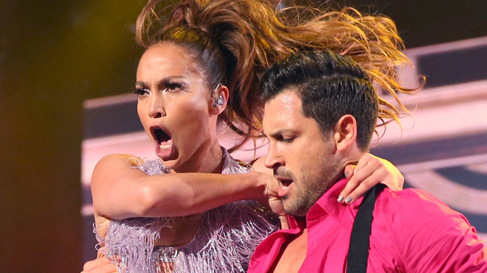 Maksim Chmerkovskiy e Jennifer Lopez American Music Awards