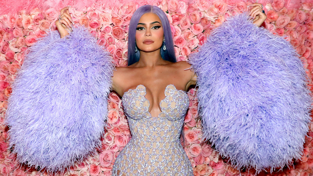 Kylie Jenner posa al Met Gala 2019