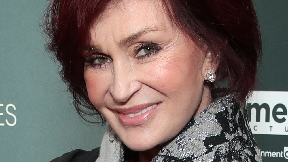 Sharon Osbourne sorride 