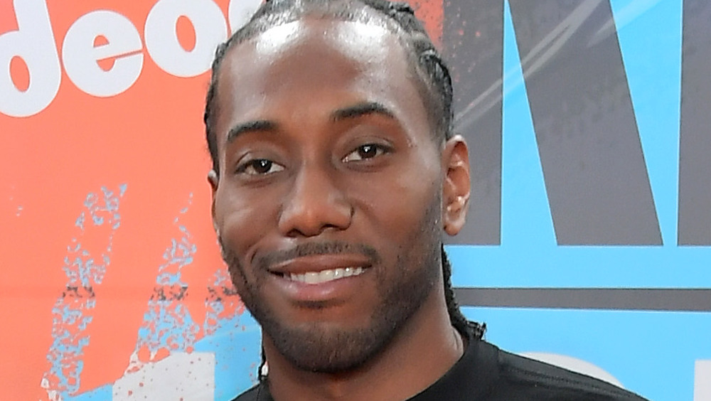 Kawhi Leonard in posa