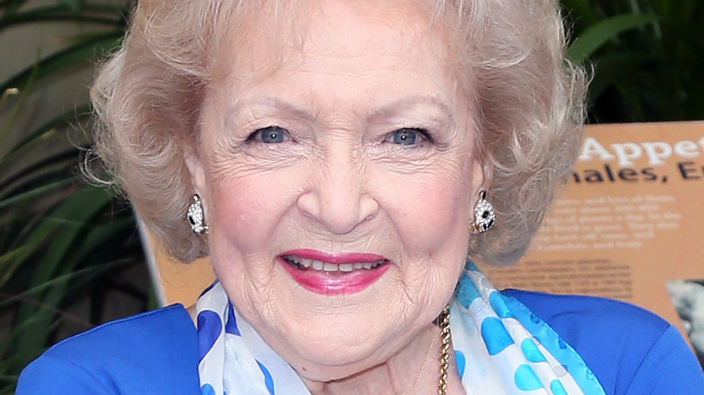 Betty White in posa a un evento