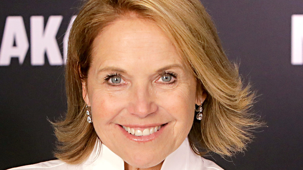 Katie Couric sorride nel 2020