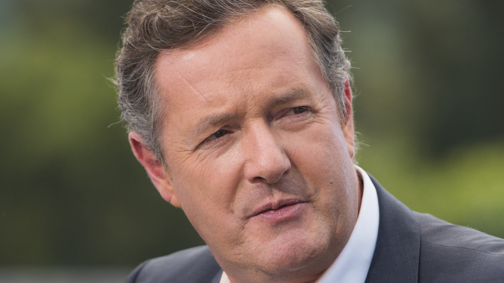 Piers Morgan che parla 