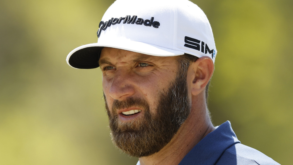 Dustin Johnson strizza gli occhi