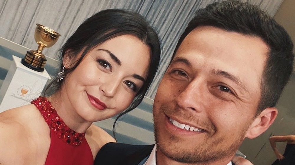 Xander Schauffele e Maya Lowe si scattano un selfie