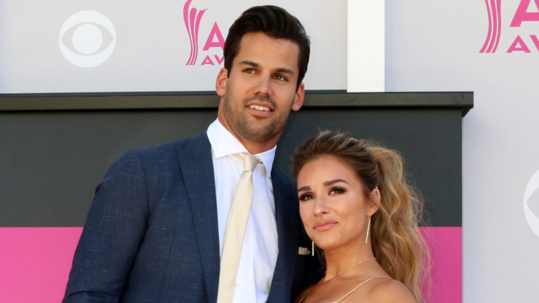 Eric Decker e Jessie James Decker sul tappeto rosso