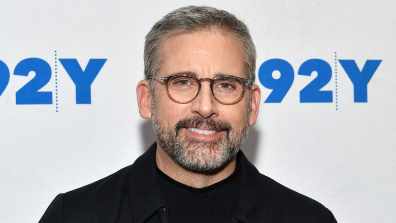 Steve Carell sorride