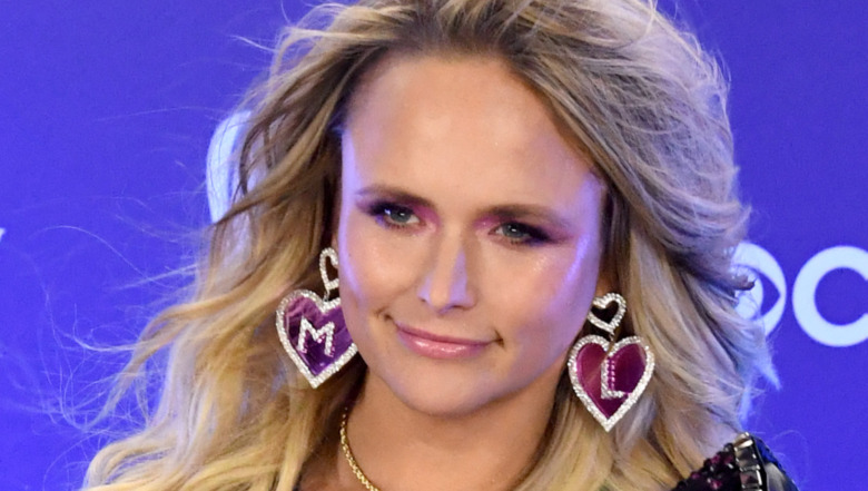 Miranda Lambert sorride 