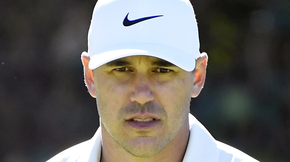 Brooks Koepka fissa la telecamera