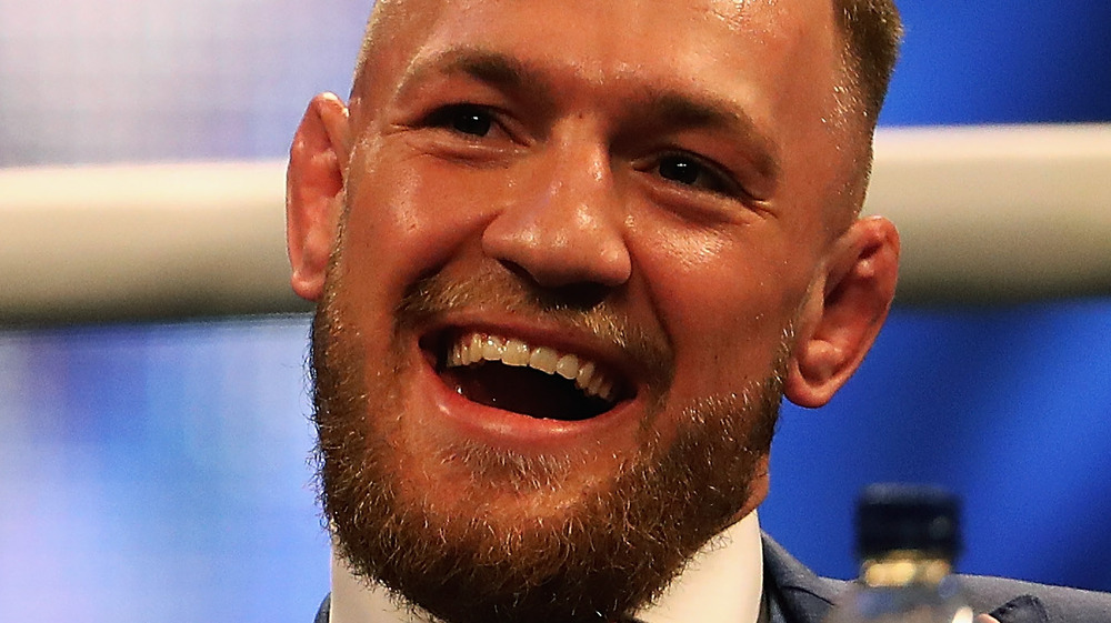 Conor McGregor 2017 sorridente