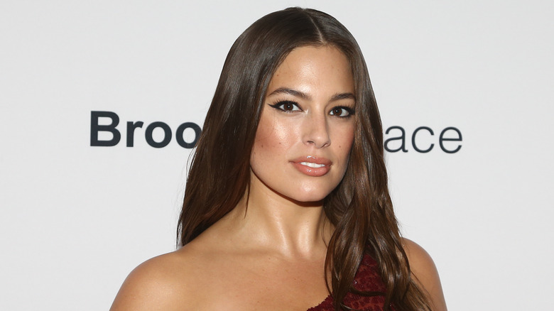 Ashley Graham sul tappeto rosso