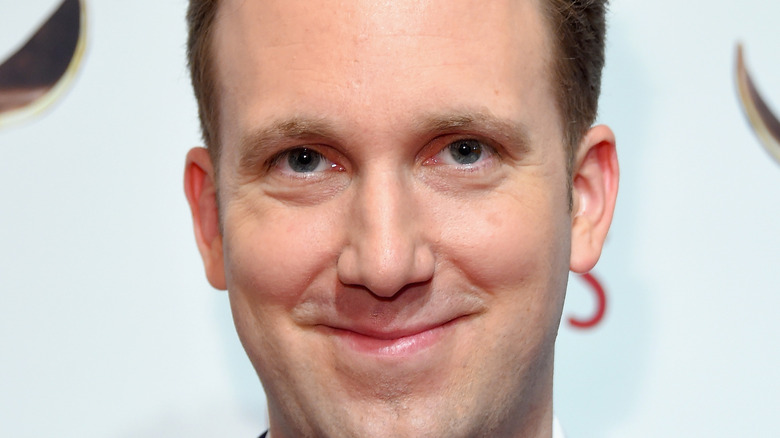 Jordan Klepper sul tappeto rosso