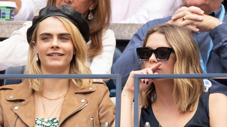 Cara Delevingne e Ashley Benson insieme