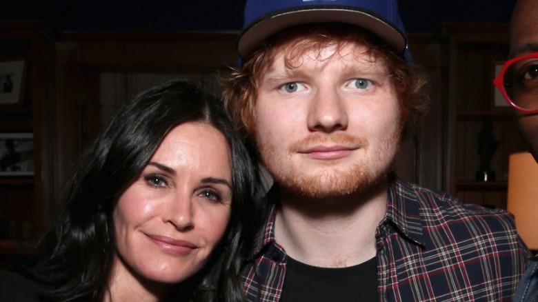 Courteney Cox posa con Ed Sheeran