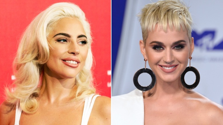 Lady Gaga e Katy Perry, entrambe sorridenti