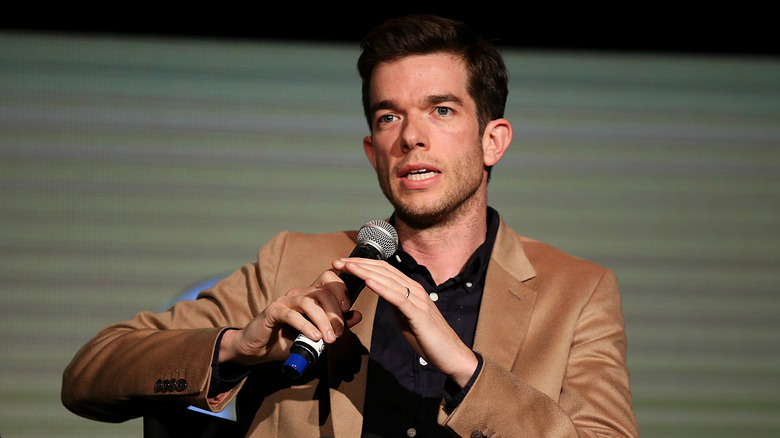 John Mulaney sul palco