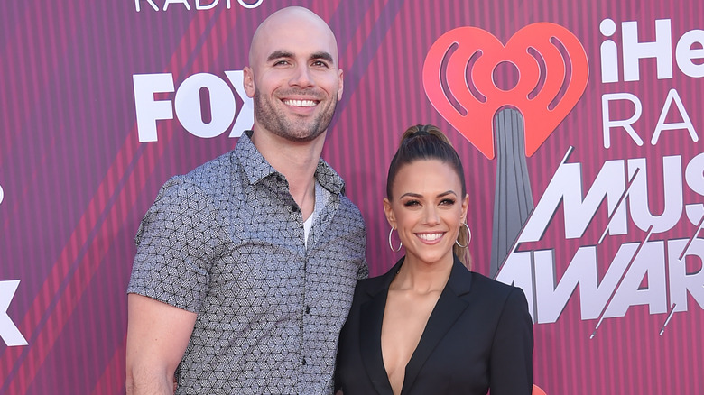 Mike Caussin e Jana Kramer