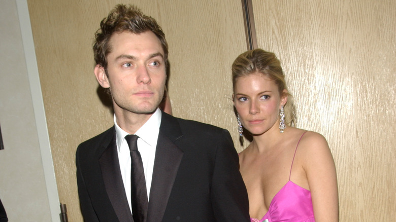 Jude Law e Sienna Miller