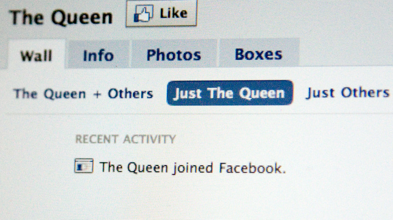 Uno screenshot della pagina Facebook della regina