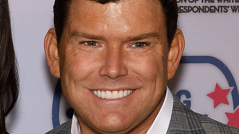 Bret Baier sul tappeto rosso, sorridente