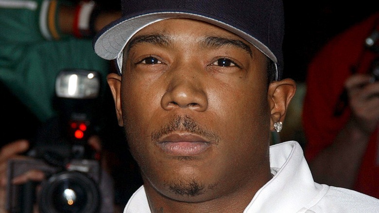 Ja Rule in piedi