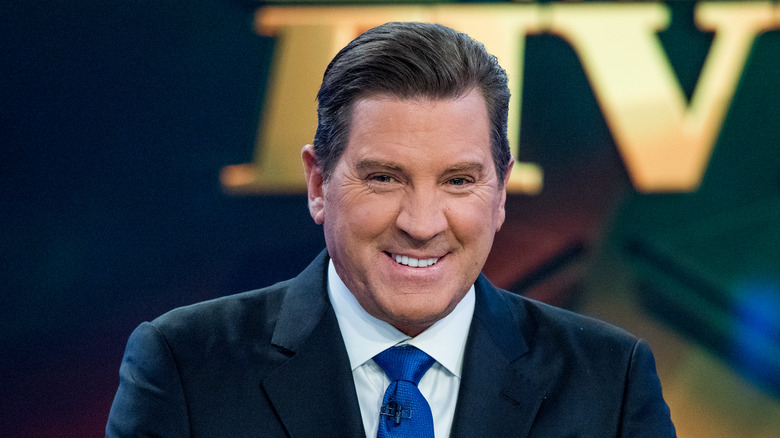 Eric Bolling sorride alla telecamera