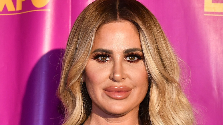 Kim Zolciak-Biermann sorride