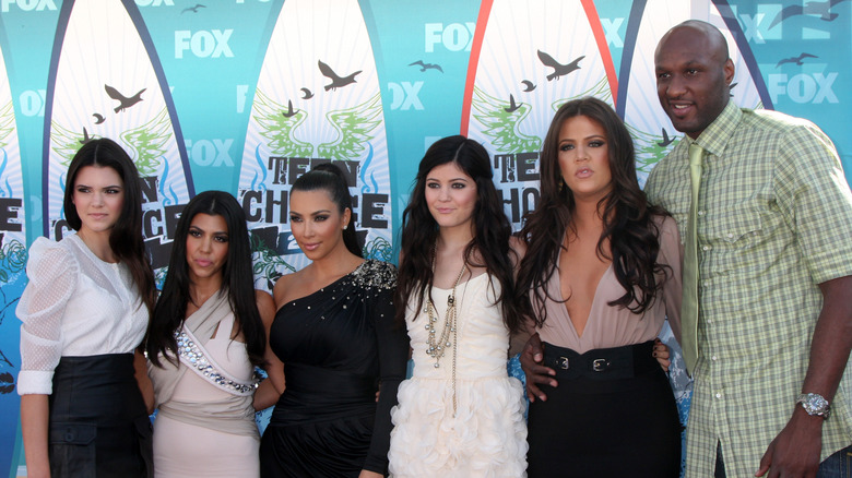 Kendall Jenner, Kourtney Kardashian, Kim Kardashian, Kylie Jenner, Khloe Kardashian e Lamar Odom